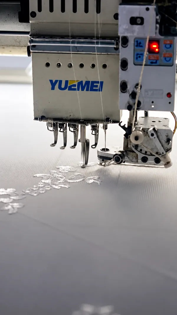 رأس ماكينة تطريز YUEMEI يطرّز القماش