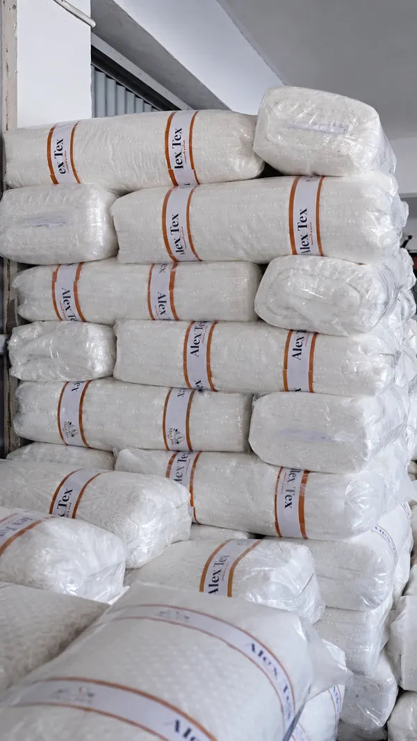 لفات أقمشة معبأة ومكدسة بشرائط AlexTex